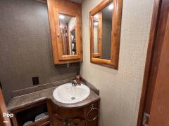 2016 Tiffin Open Road 36LA, $ 70,000