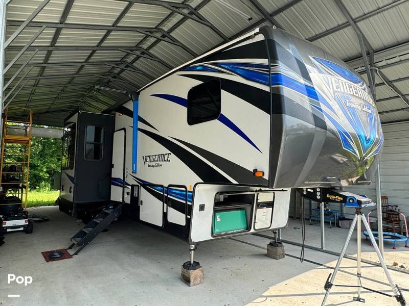 2019 Forest River Vengeance 395KB13, $ 67,000