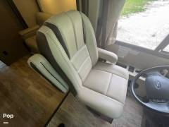 2018 Thor Motor Coach Vegas 24.1, $ 63,500