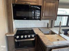 2020 Jayco Greyhawk 27U, $ 83,000