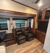 2018 Jayco Eagle 325BHQS, $ 37,750