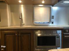 2018 Airstream Classic 33FB, $ 119,900