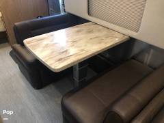 2018 Airstream Classic 33FB, $ 119,900