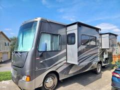 2013 Itasca Sunstar 27N, $ 57,000