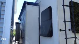 2020 Cedar Creek Silverback 37MBH, $ 54,500