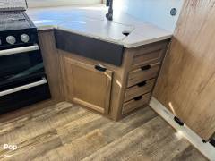 2024 Cherokee Arctic Wolf 287BH, $ 46,000