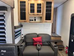 2024 Cherokee Arctic Wolf 287BH, $ 46,000