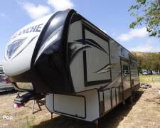 2019 Keystone Avalanche 365MB, $ 52,000