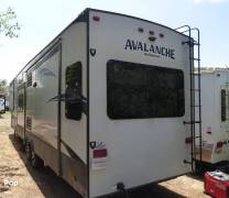 2019 Keystone Avalanche 365MB, $ 52,000