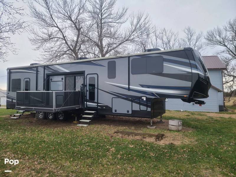 2018 Jayco Seismic 4212, $ 60,500
