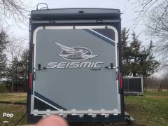 2018 Jayco Seismic 4212, $ 60,500