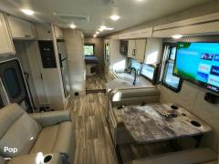 2023 Thor Motor Coach Four Winds 31W, $ 134,000