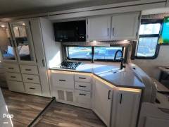 2023 Thor Motor Coach Four Winds 31W, $ 134,000