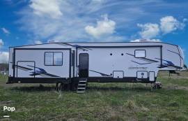 2024 Cherokee Arctic Wolf 3660SUITE, $ 56,700