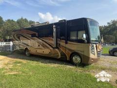 2017 Thor Motor Coach Challenger 37YT, $ 67,000