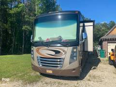 2017 Thor Motor Coach Challenger 37YT, $ 67,000