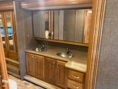 2017 Thor Motor Coach Challenger 37YT, $ 67,000