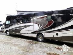 2013 Thor Motor Coach Challenger 37DT, $ 59,500