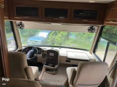 2013 Thor Motor Coach Challenger 37DT, $ 59,500