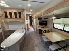 2020 Winnebago Minnie Plus 29MBH, $ 29,900