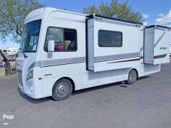 2018 Winnebago Intent 26M, $ 58,999