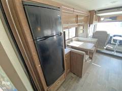 2018 Winnebago Intent 26M, $ 58,999