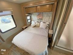 2018 Winnebago Intent 26M, $ 58,999