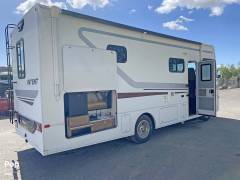 2018 Winnebago Intent 26M, $ 58,999