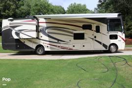 2020 Thor Motor Coach Hurricane 35M, $ 100,900