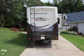 2020 Thor Motor Coach Hurricane 35M, $ 100,900