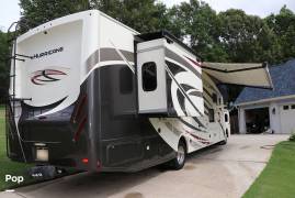 2020 Thor Motor Coach Hurricane 35M, $ 100,900