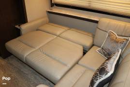 2020 Thor Motor Coach Hurricane 35M, $ 100,900