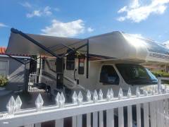 2022 Coachmen Leprechaun 319MB, $ 97,780