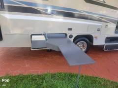 2022 Coachmen Leprechaun 319MB, $ 97,780