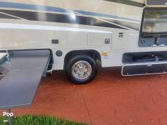 2022 Coachmen Leprechaun 319MB, $ 97,780