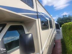 2022 Coachmen Leprechaun 319MB, $ 97,780