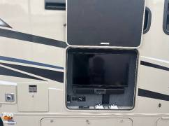 2022 Coachmen Leprechaun 319MB, $ 97,780
