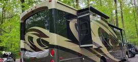 2019 Entegra Coach Emblem 36U, $ 97,000