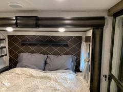2019 Keystone Montana 3855BR, $ 45,900