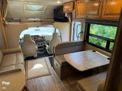 2017 Thor Motor Coach Quantum PD31, $ 55,000