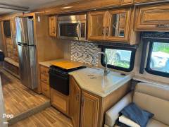 2017 Thor Motor Coach Quantum PD31, $ 55,000