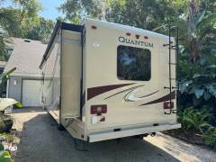 2017 Thor Motor Coach Quantum PD31, $ 55,000