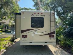 2017 Thor Motor Coach Quantum PD31, $ 55,000