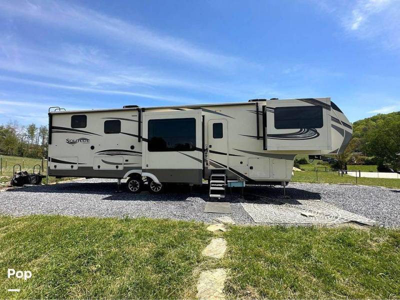 2021 Grand Design Solitude 380FL-R, $ 58,000