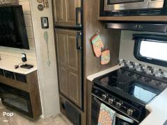 2020 Rockwood Ultra-Lite 2604SW, $ 34,998