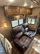 2018 Coachmen Brookstone 395RL, $ 39,900