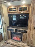 2018 Coachmen Brookstone 395RL, $ 39,900