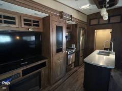 2018 Coachmen Brookstone 395RL, $ 39,900