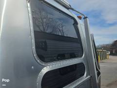 2019 Airstream Globetrotter 27FB, $ 83,000