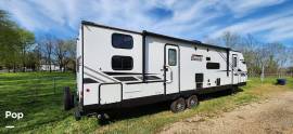 2022 Dutchmen Coleman Light 3215BH, $ 32,500